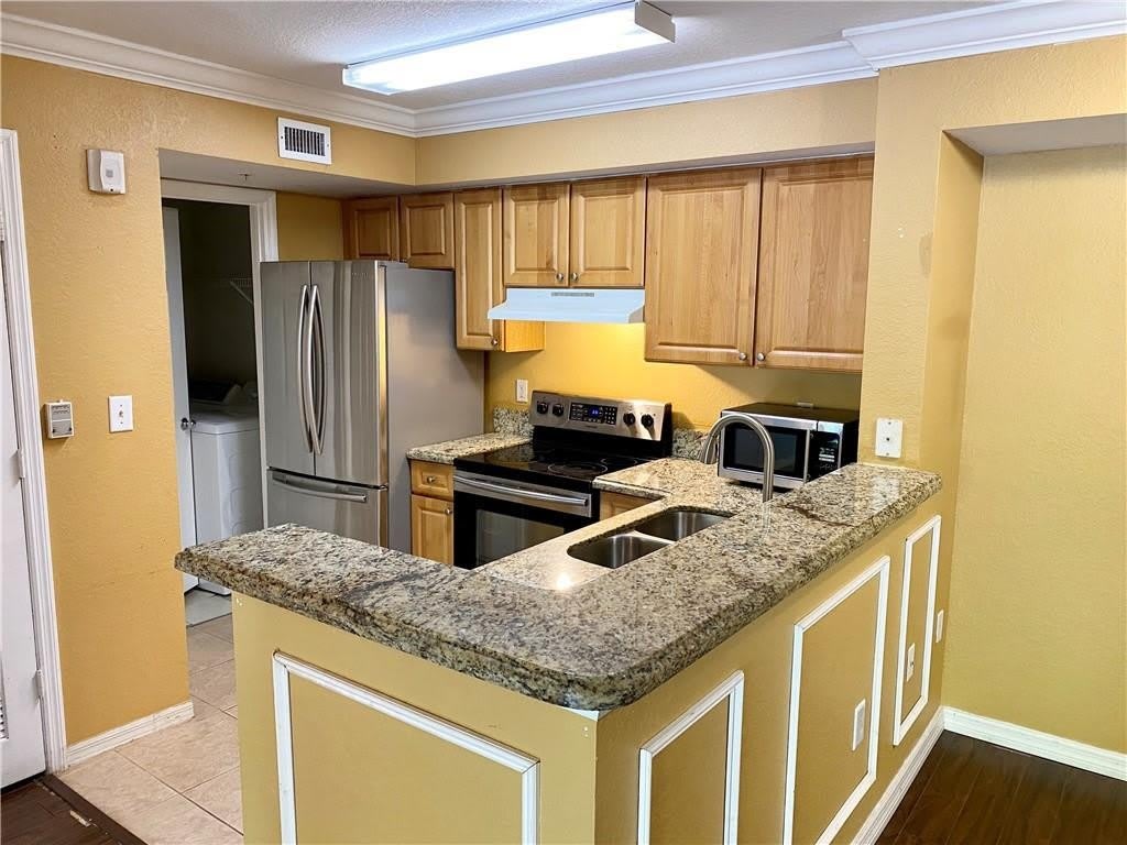 15185 Michelangelo Boulevard – photo 5