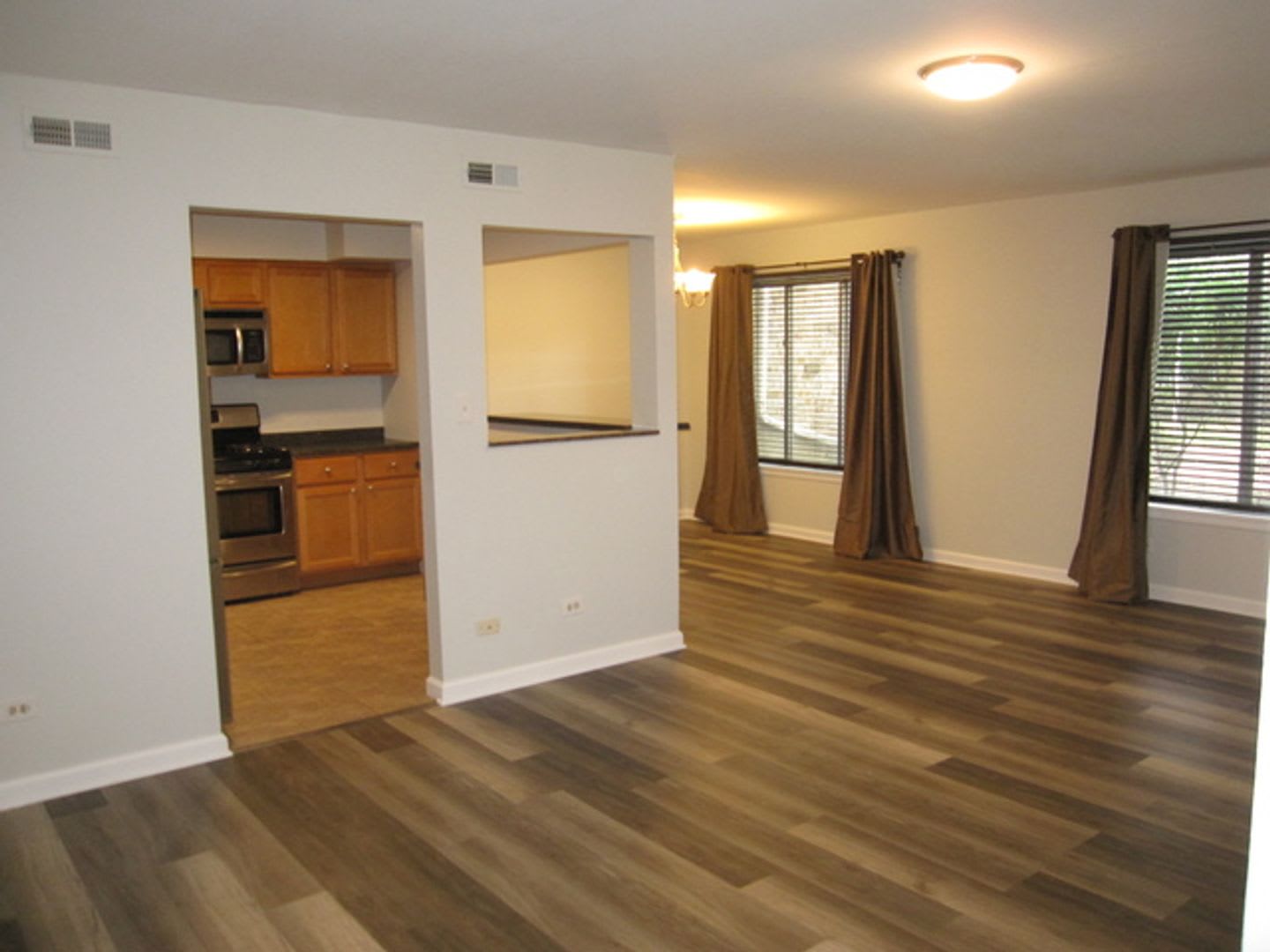 Spacious 2 Bedroom – photo 2