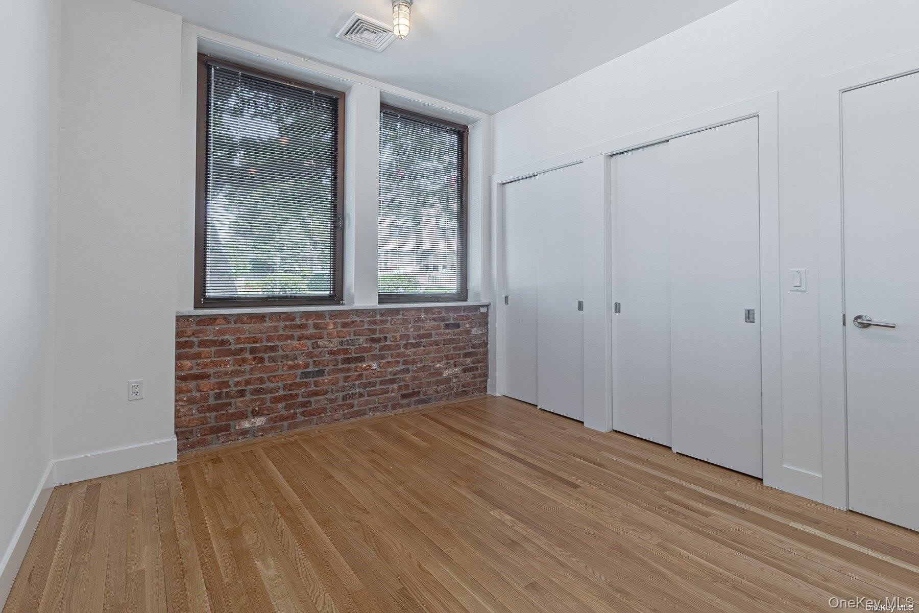 16 Willow Avenue – photo 3
