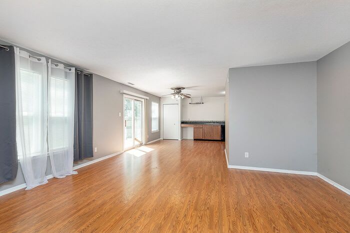 1943 Dutch Elm Drive – photo 5
