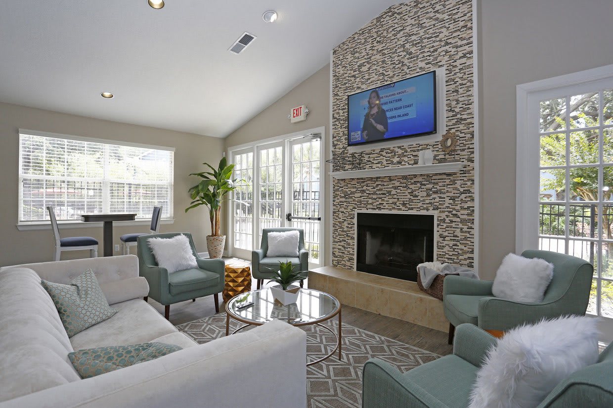 Stonegate Apartments – photo 2