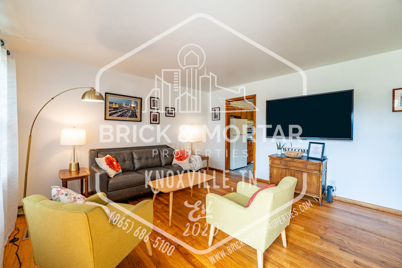 2407 Holbrook Drive – photo 4