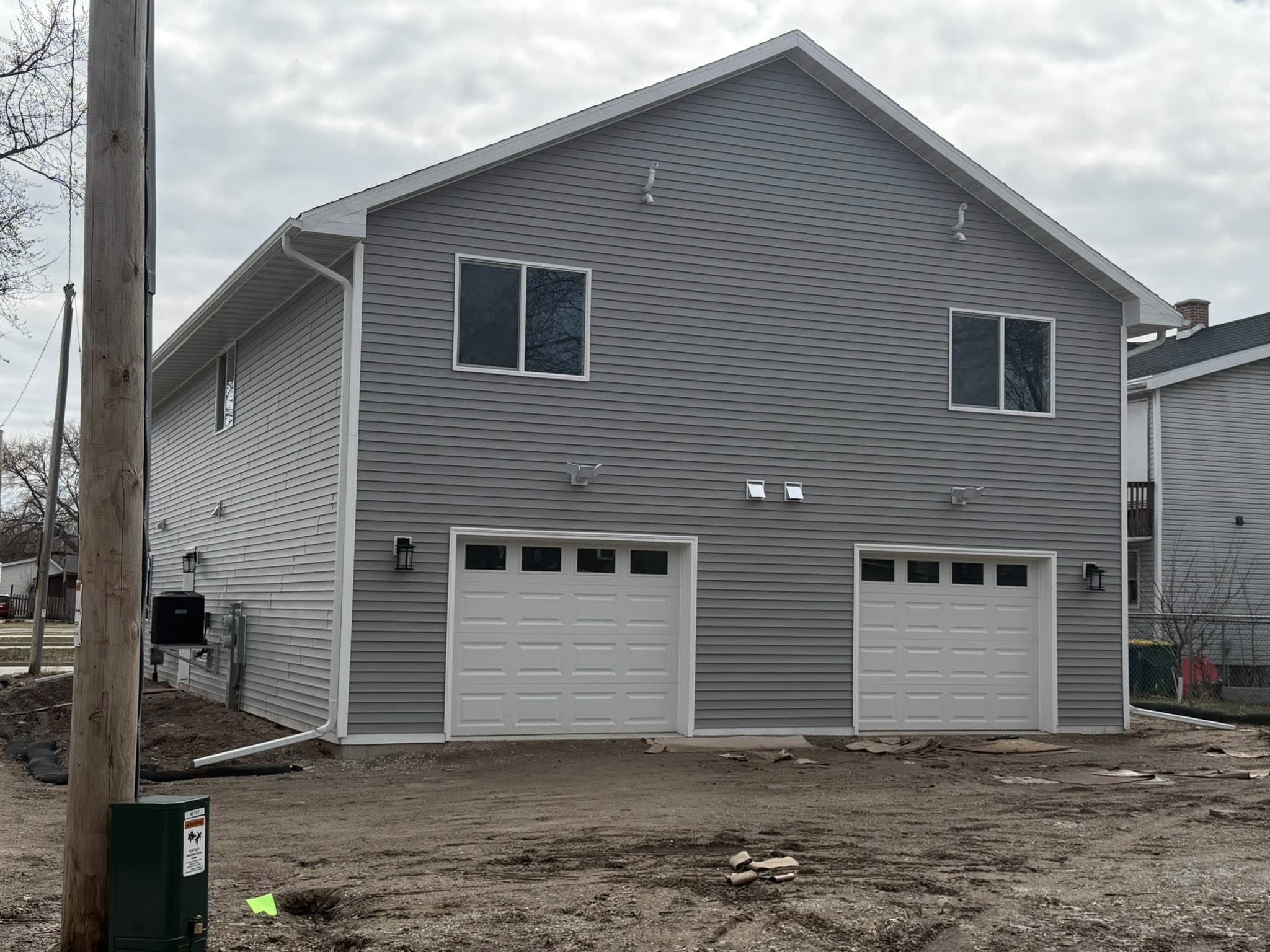 815 N Webster Ave – photo 2