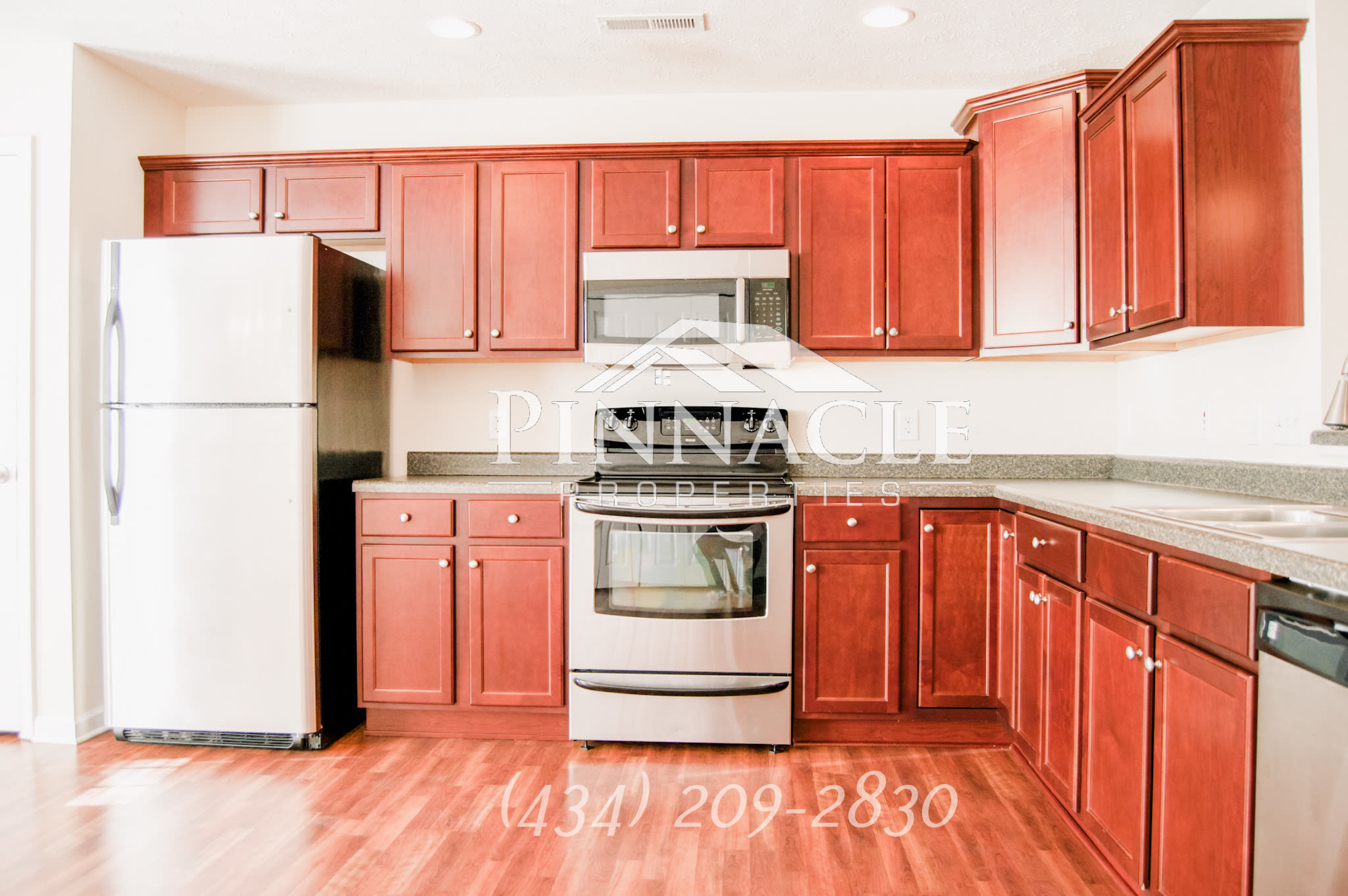 104 Colonnade St – photo 5
