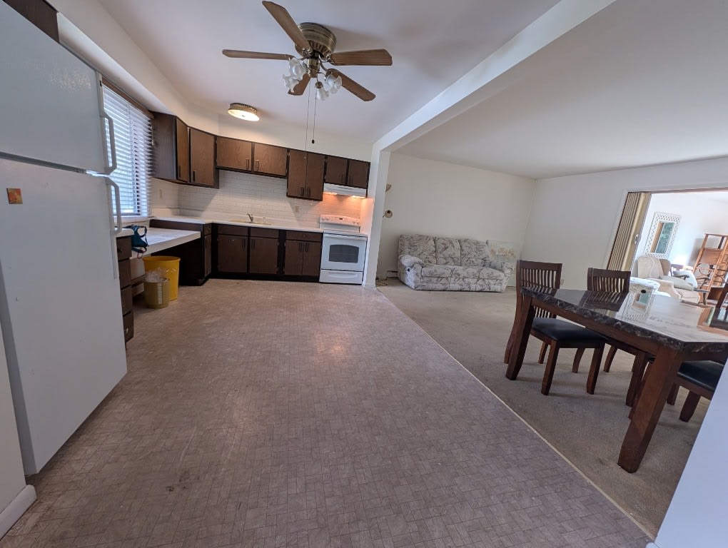 52 Medallion Rd – photo 3