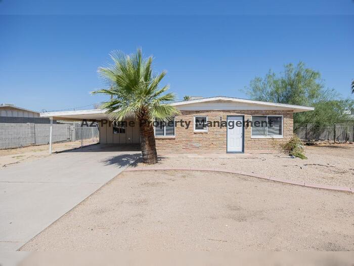 2130 West Cortez Street – photo 2