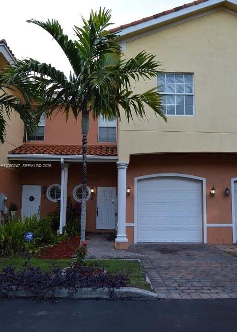 2307 Washington Street 4, Hollywood, FL 33020 – photo 5