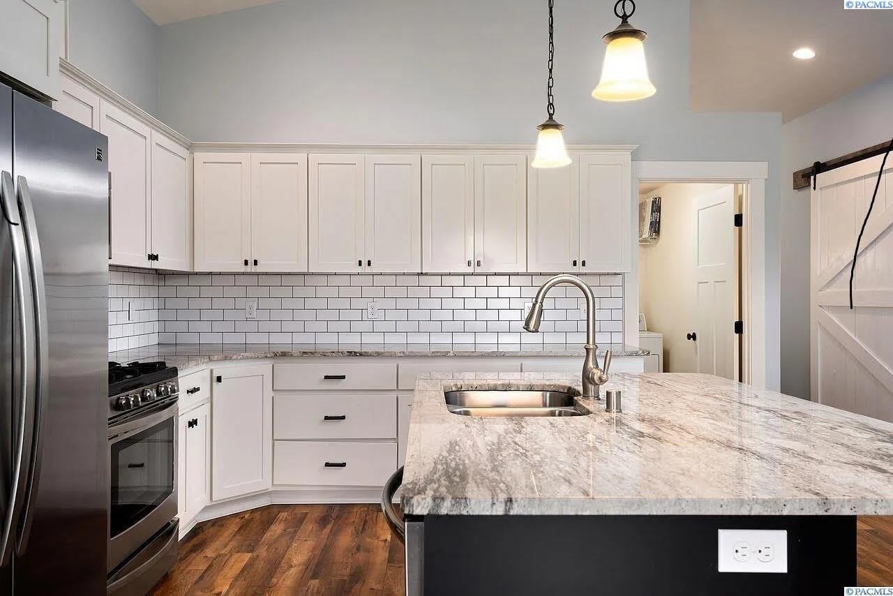 8913 Aldridge CT – photo 3