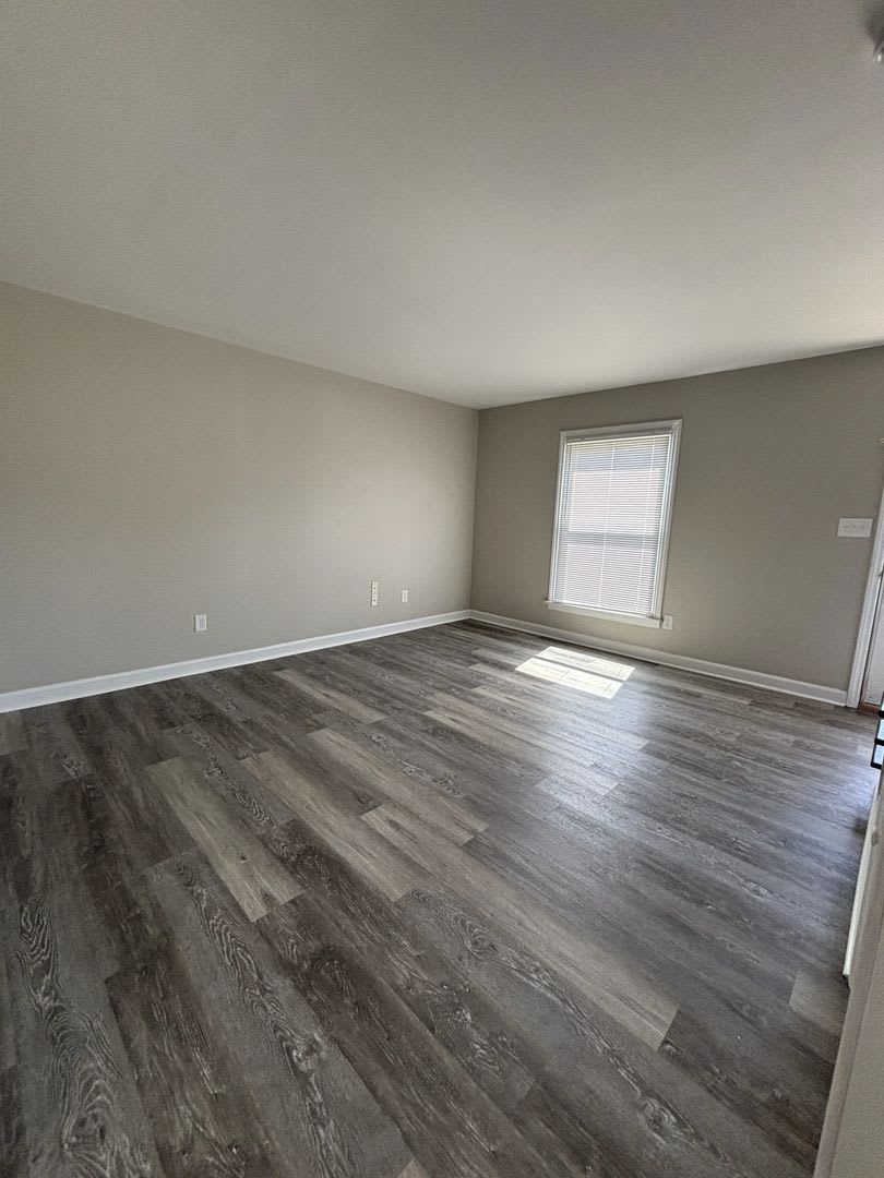 Convenient 2-Bedroom Kernersville Townhouse with Water Included – photo 2