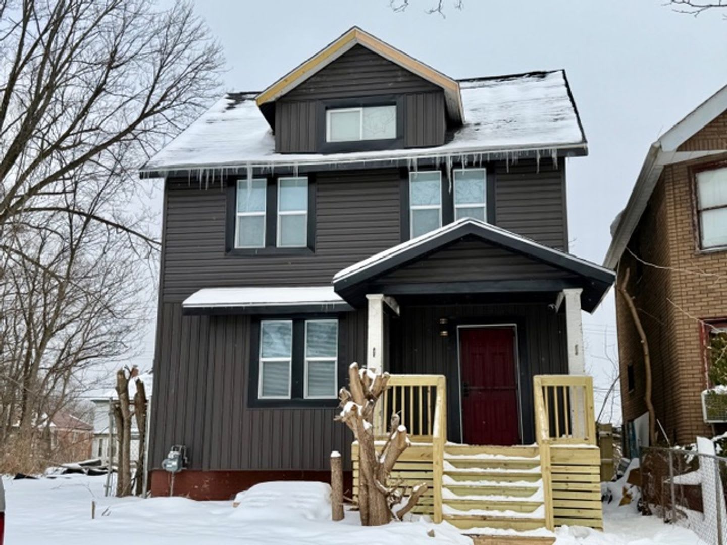 5 Bedroom 1 1/2 bath house for lease. Totally updated KPM Detroit – photo 1