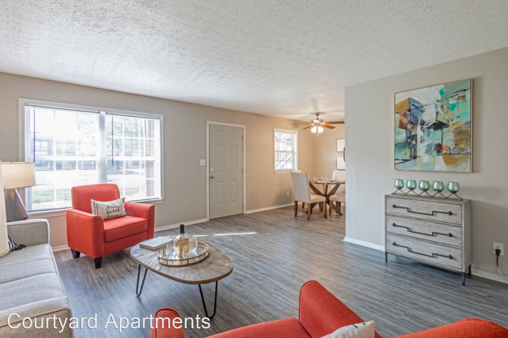 Courtyard Apartments – photo 3