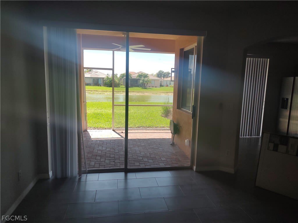 2434 Laurentina Lane – photo 4