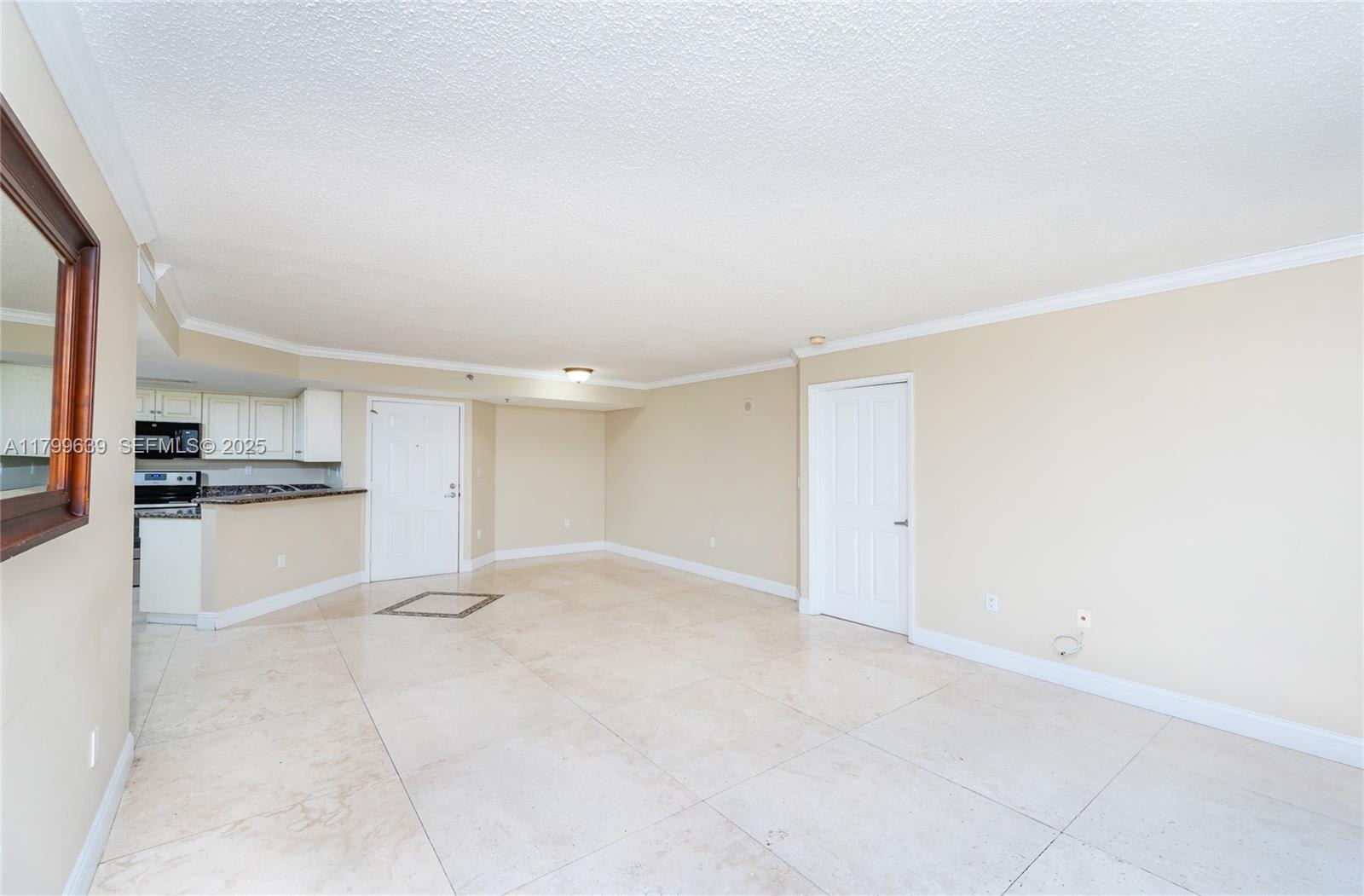 2351 Douglas Rd – photo 4