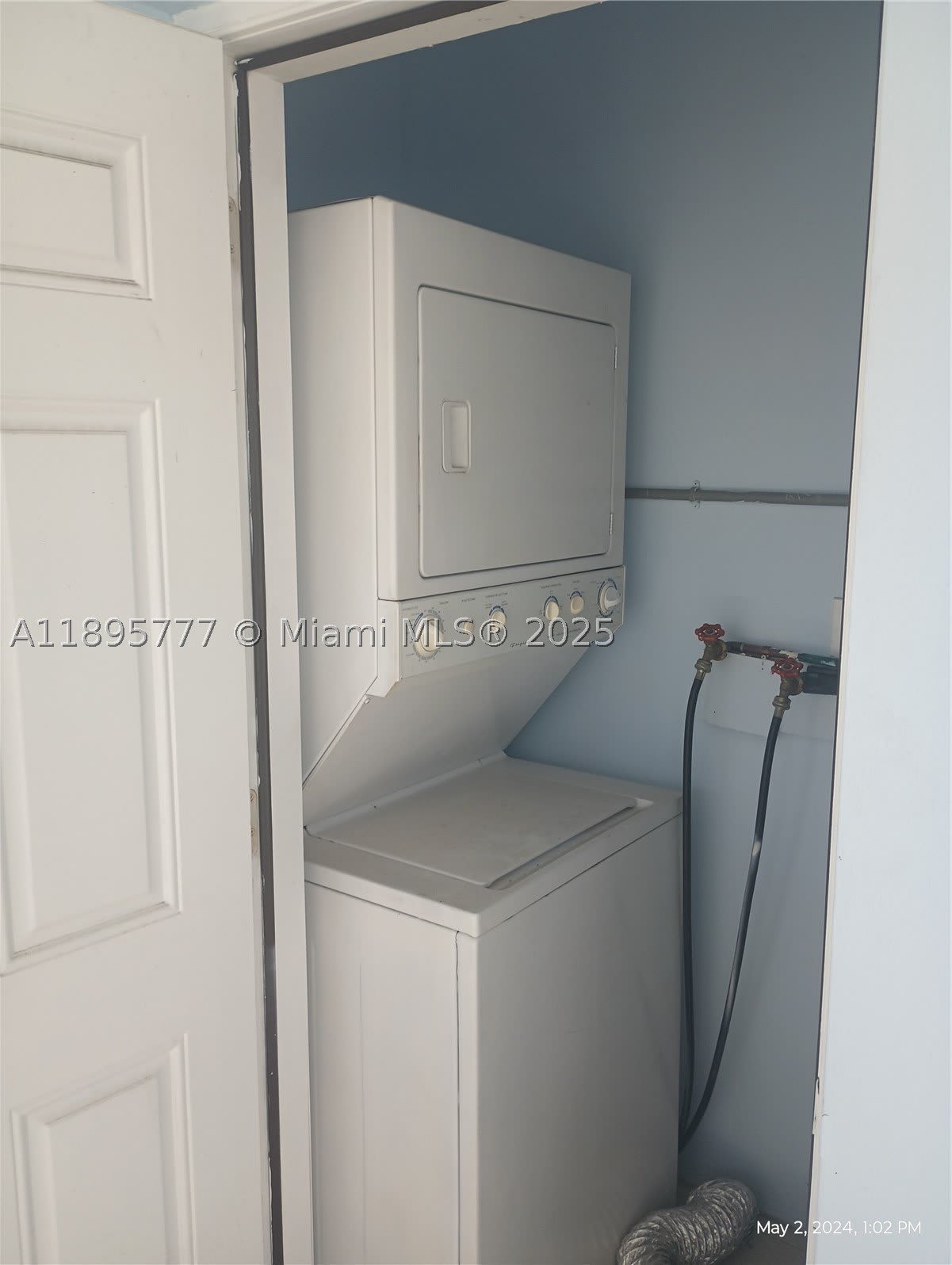 258 Neptune Ave – photo 4