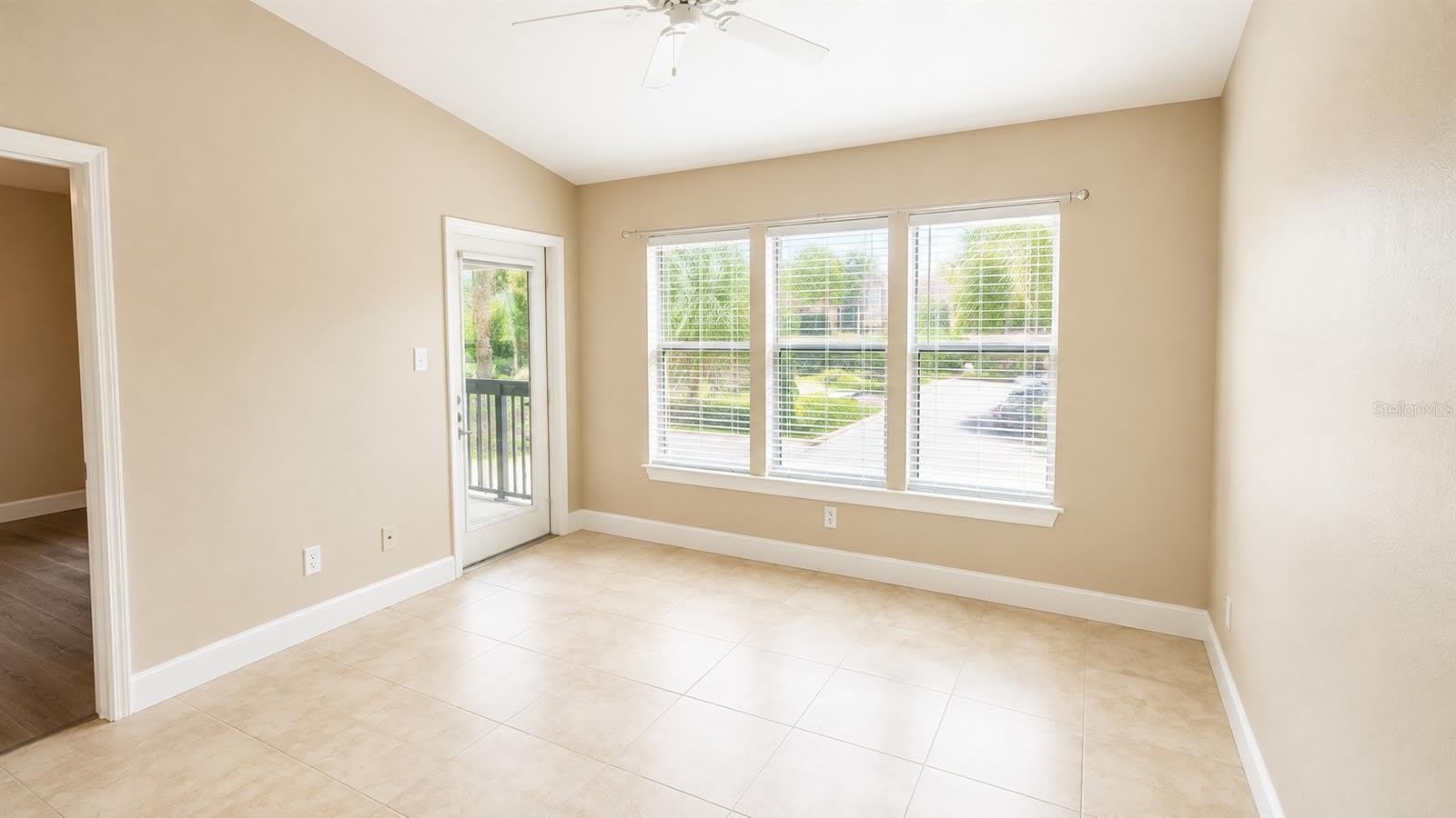 4033 CROCKERS LAKE Boulevard – photo 2