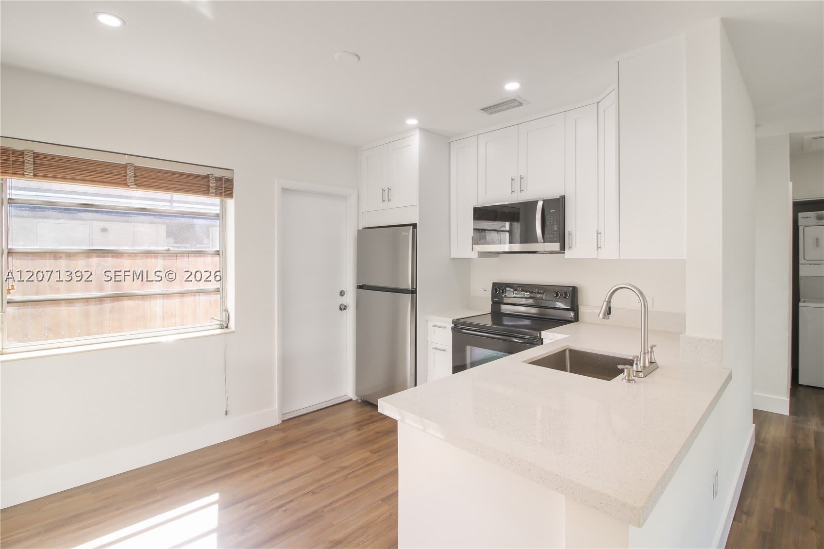 1958 SW 25th Ter – photo 4