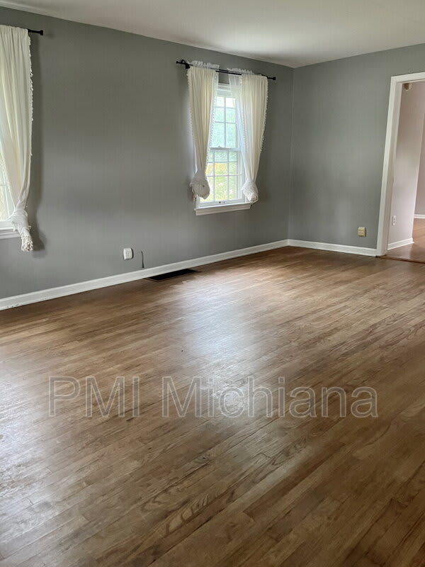 1311 South Main Street – photo 5