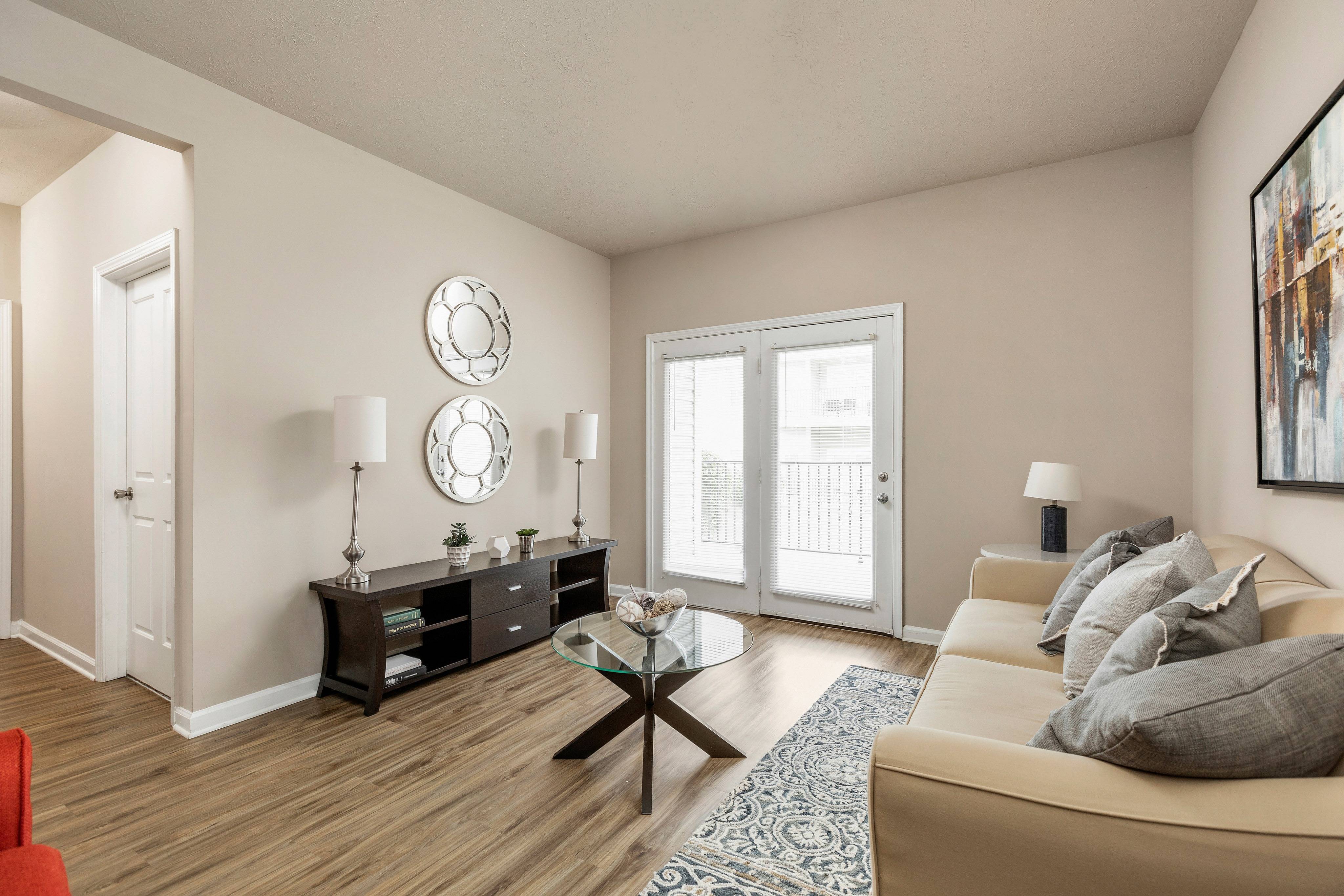 Runaway Bay Apartments – photo 4