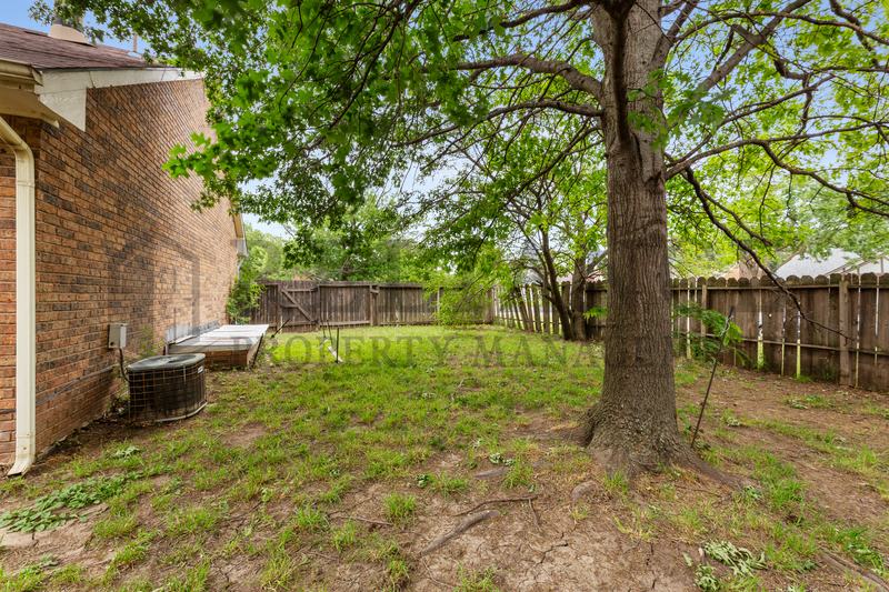 1837 S Stacey – photo 3