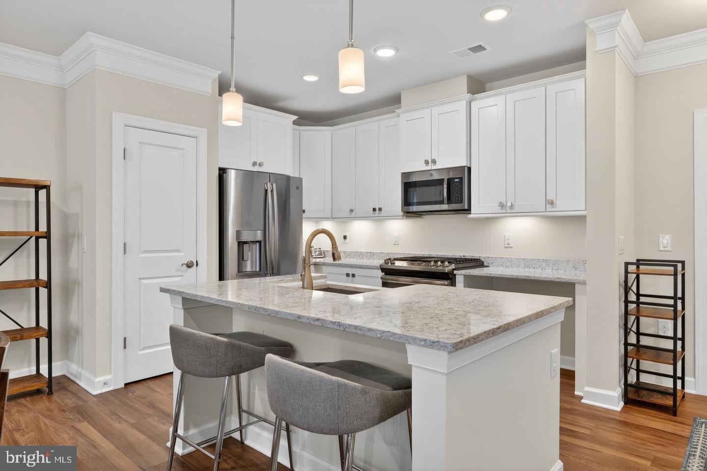 6101 FAIRVIEW FARM Drive – photo 3