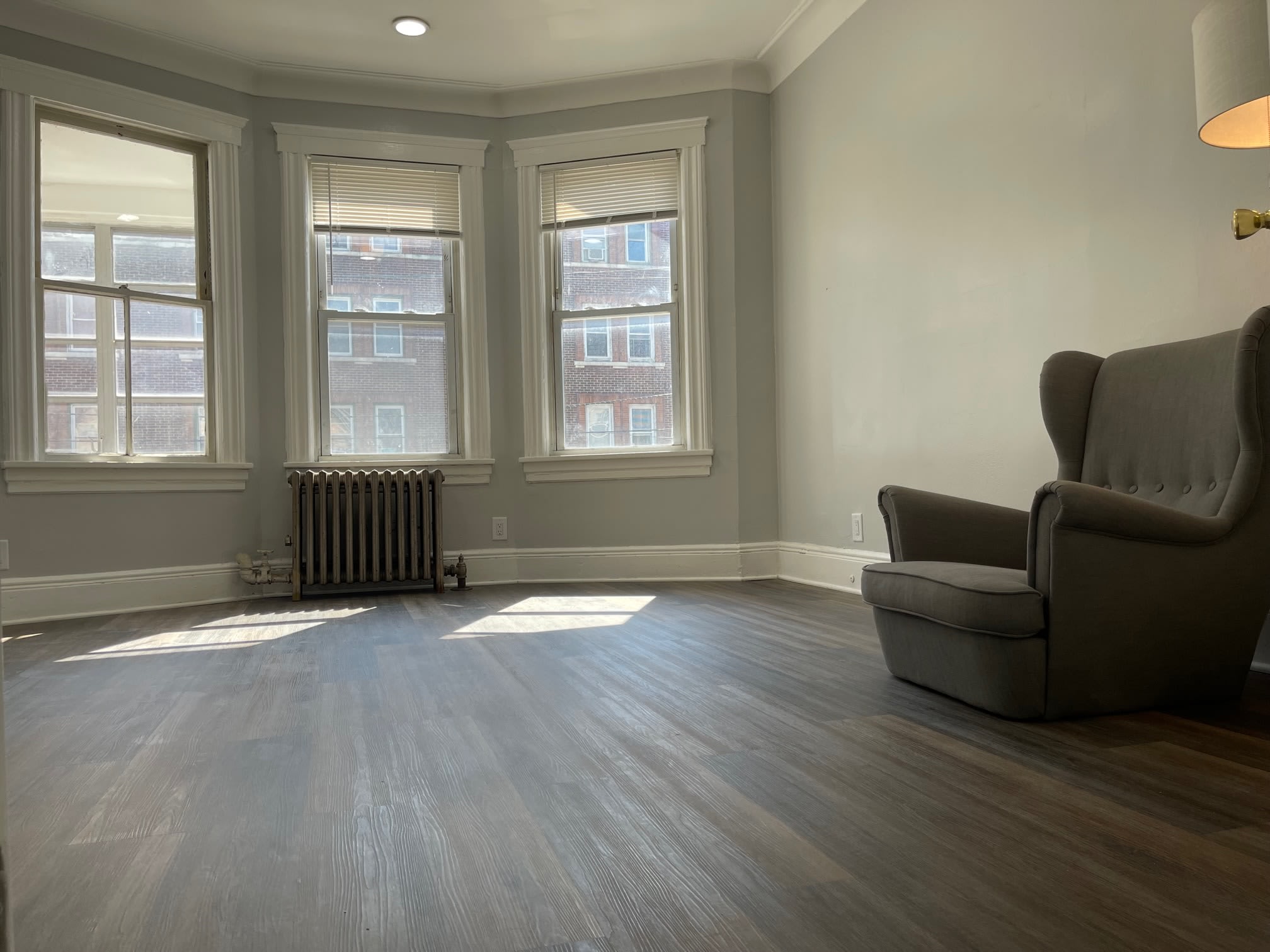 106 Romaine Ave – photo 2