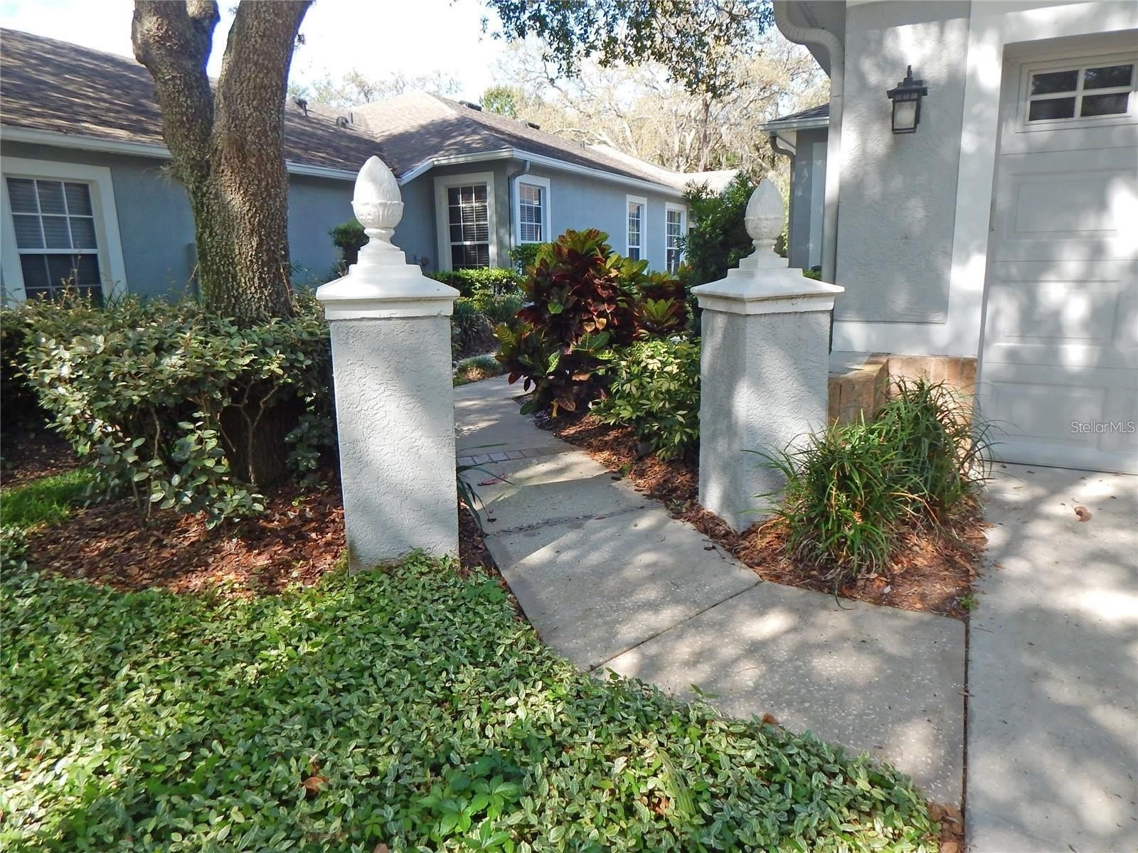 5925 Sandhill Ridge Drive – photo 2