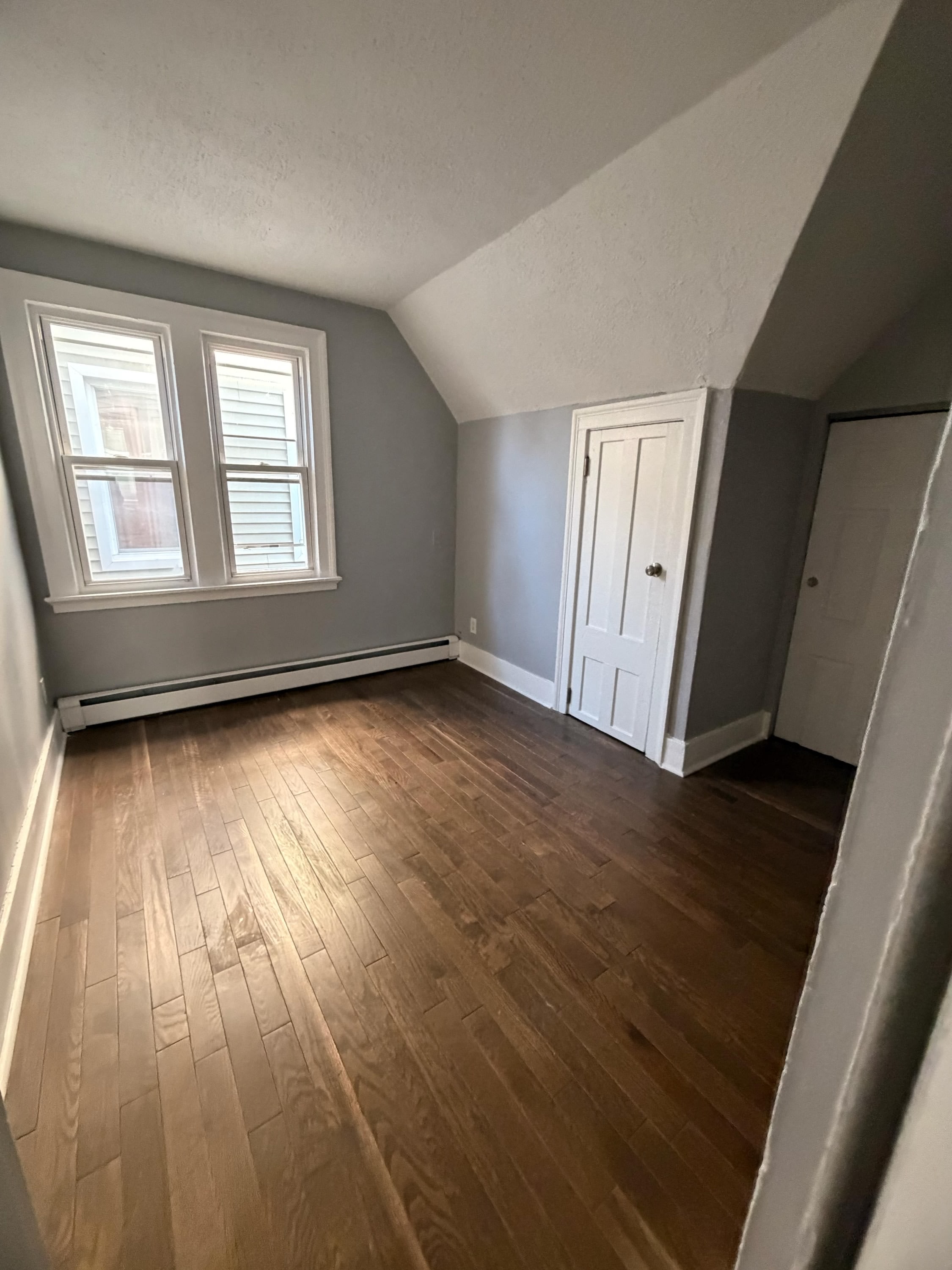 534 Howard Avenue 3 – photo 5