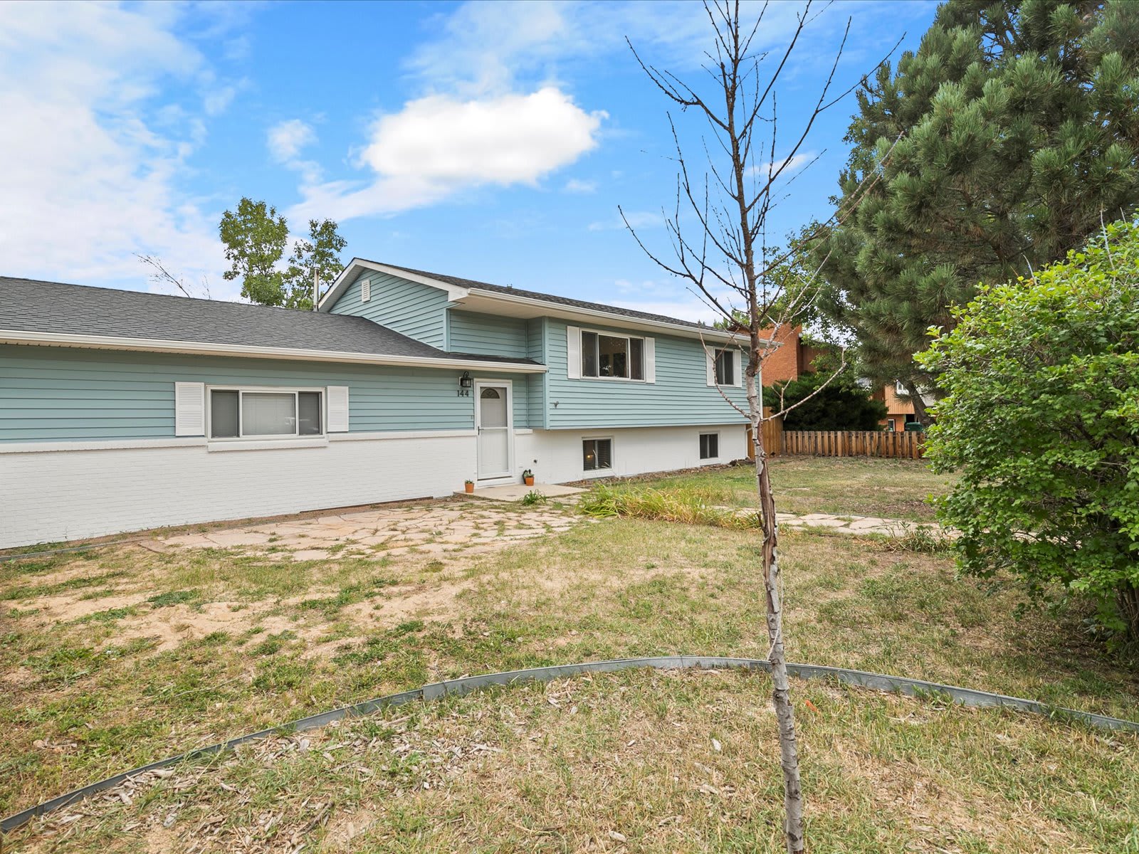 144 Franklyn Avenue – photo 4
