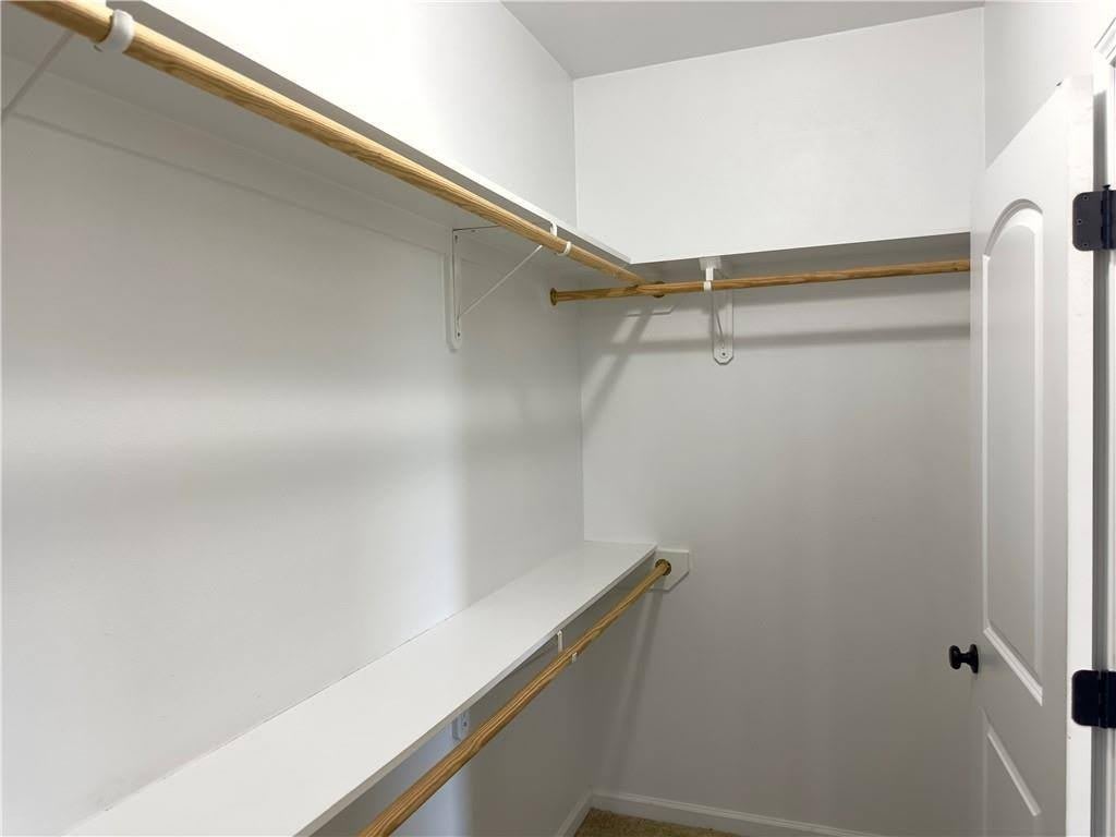 11146 Regency Avenue – photo 5