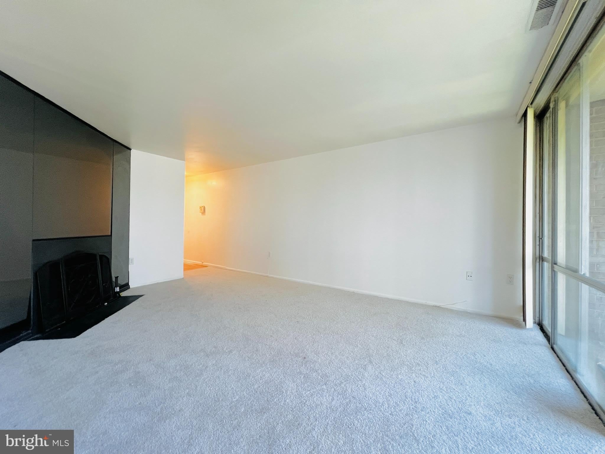 8665 GREENBELT Road – photo 3