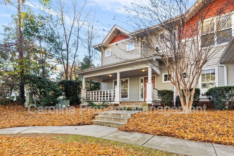 958 W 1st St. – photo 2