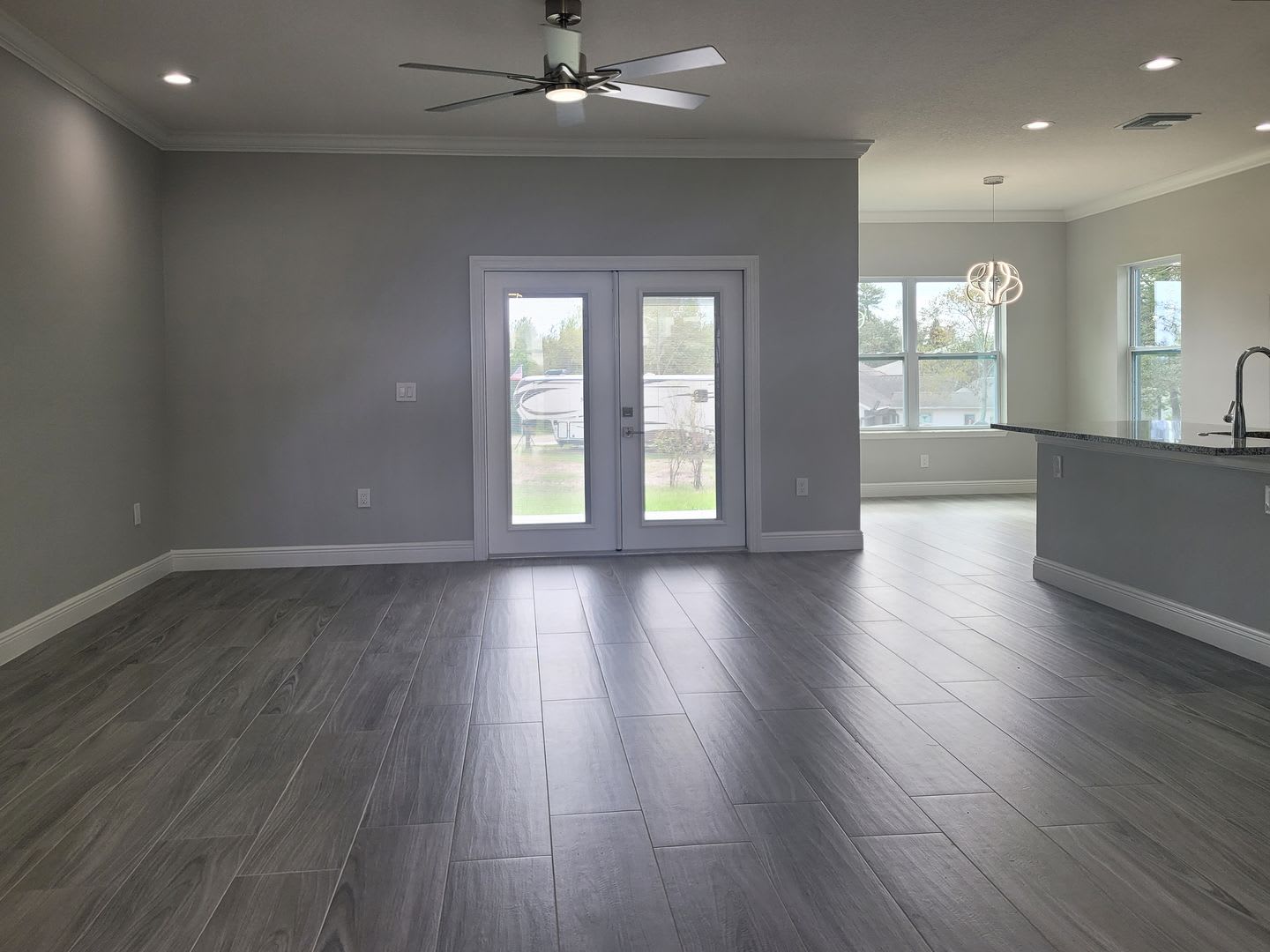 4 Bedrooms and 2 Bathrooms – photo 5