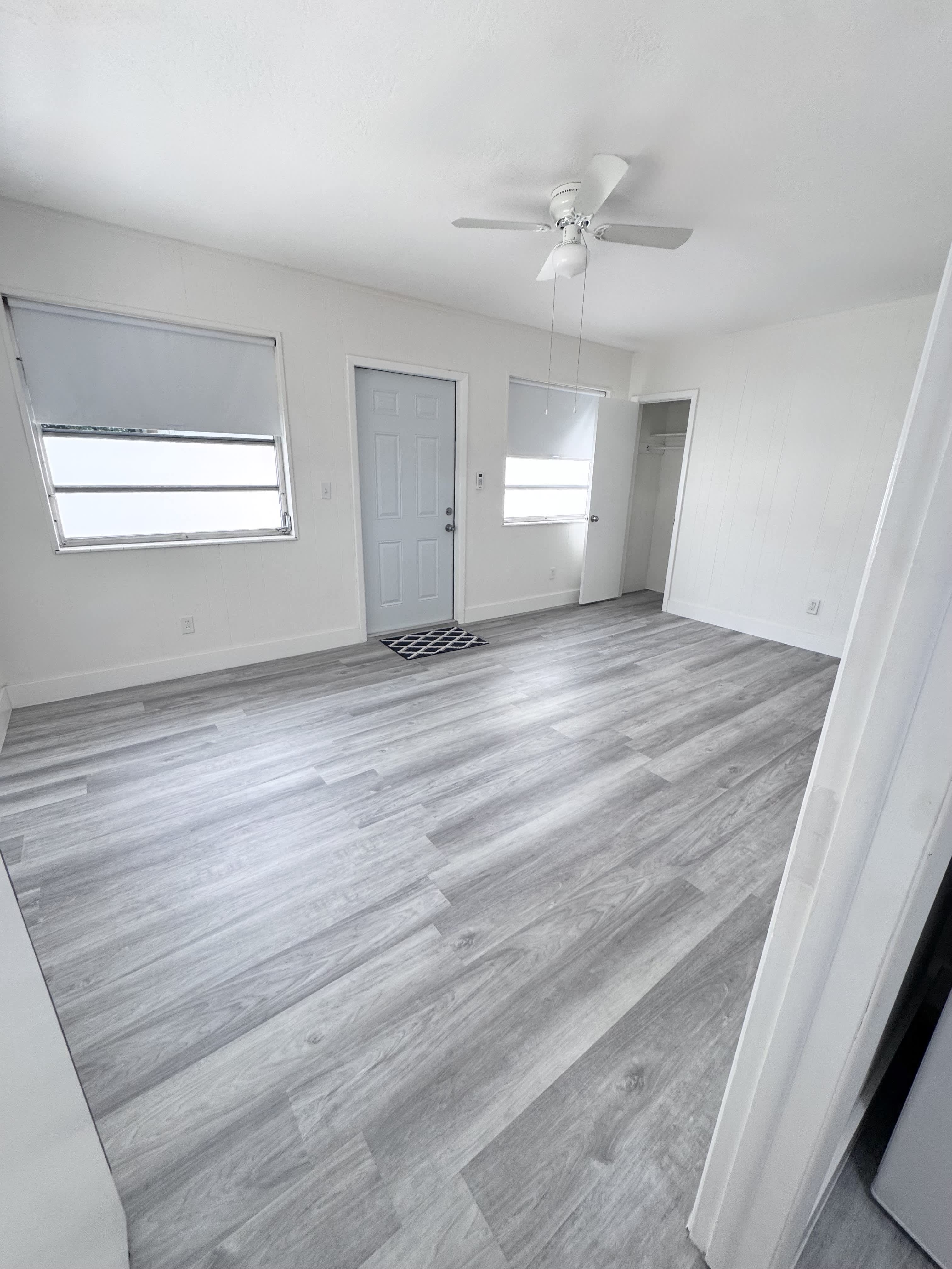 1030 Superior Street – photo 2