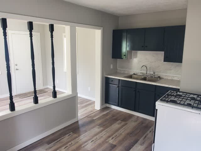 2510 Fredrickson St – photo 2