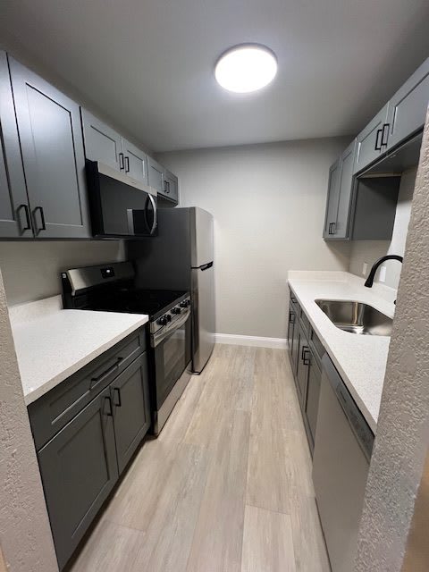 4166 Treadway Road – photo 2