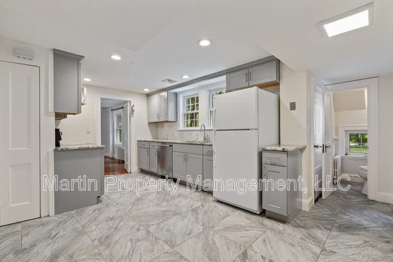 14 Gleason Road – photo 5