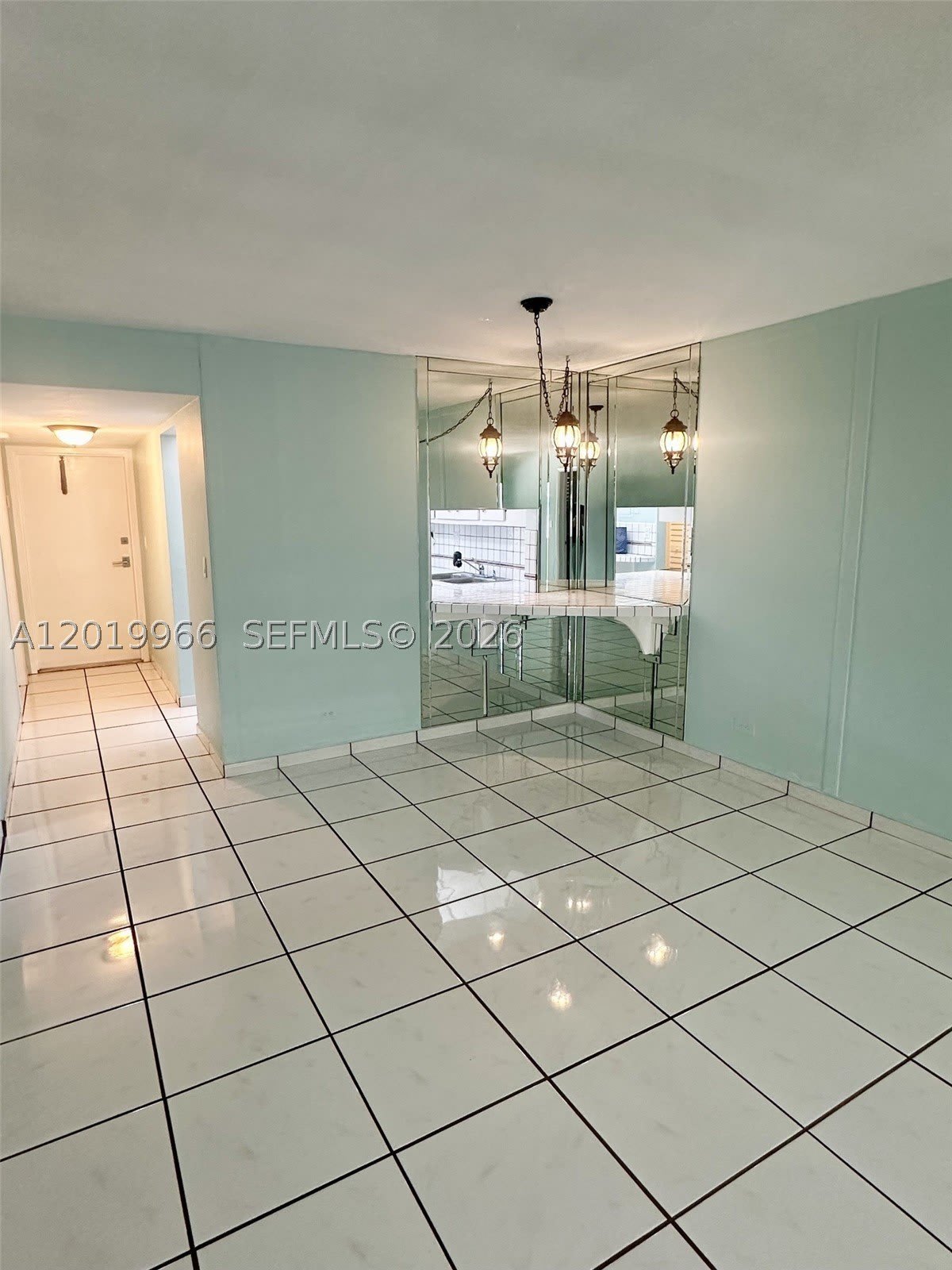 300 Galen Dr – photo 4