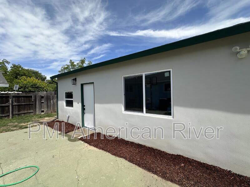 5403 Martin Luther King Jr Blvd – photo 3