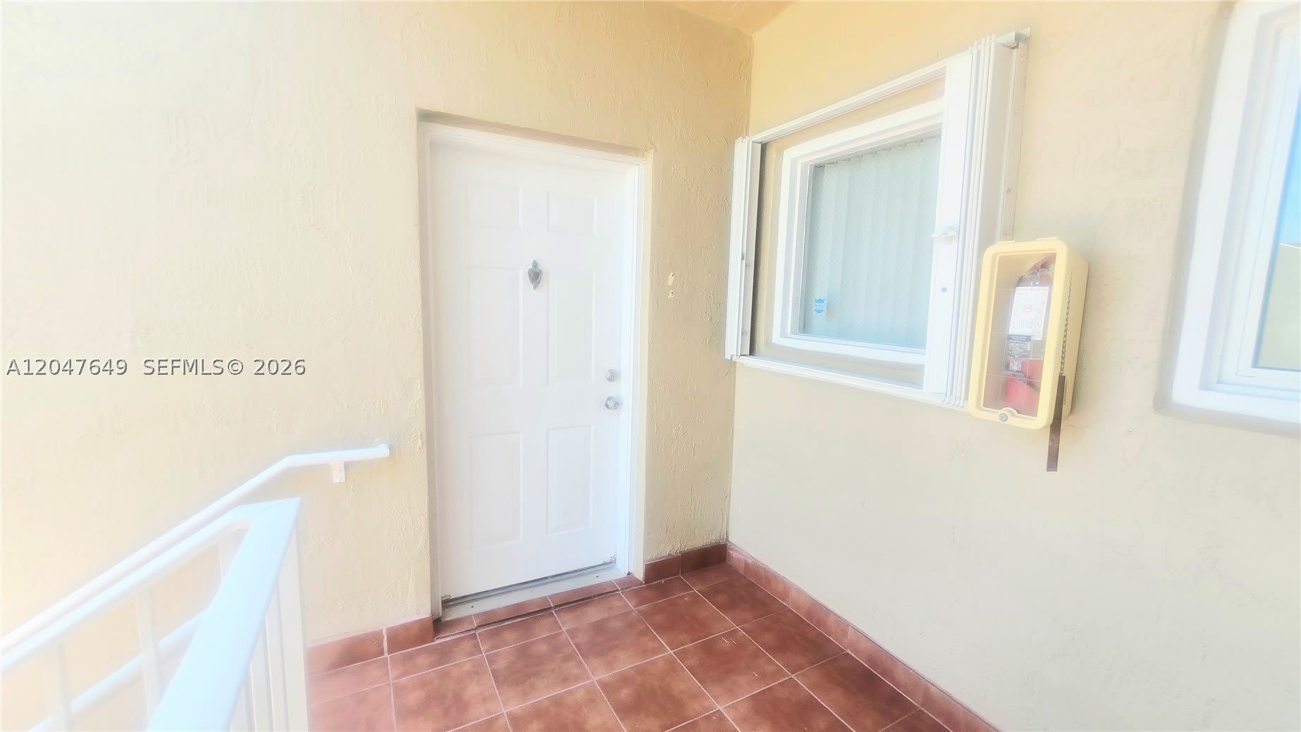 15771 SW 137th Ave – photo 2