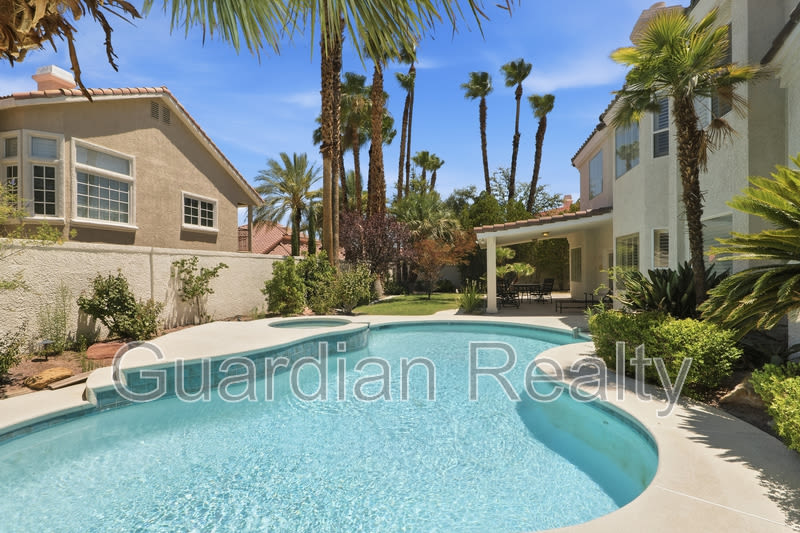 1888 Woodhaven Dr – photo 2