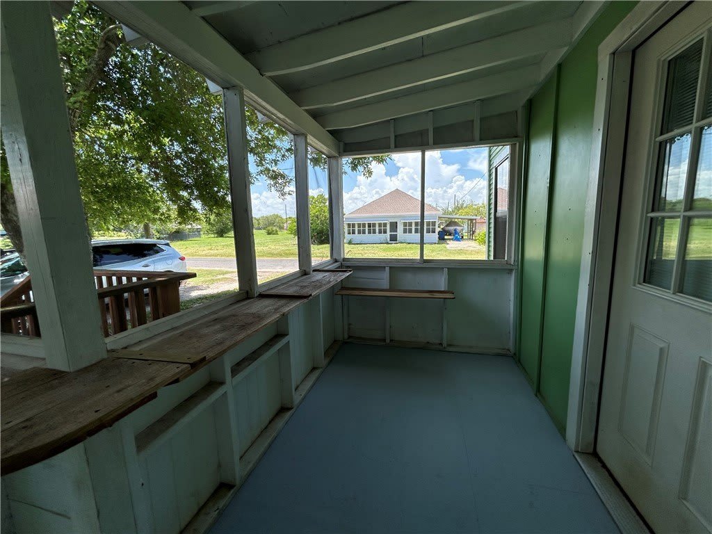 522 1st Street – photo 4