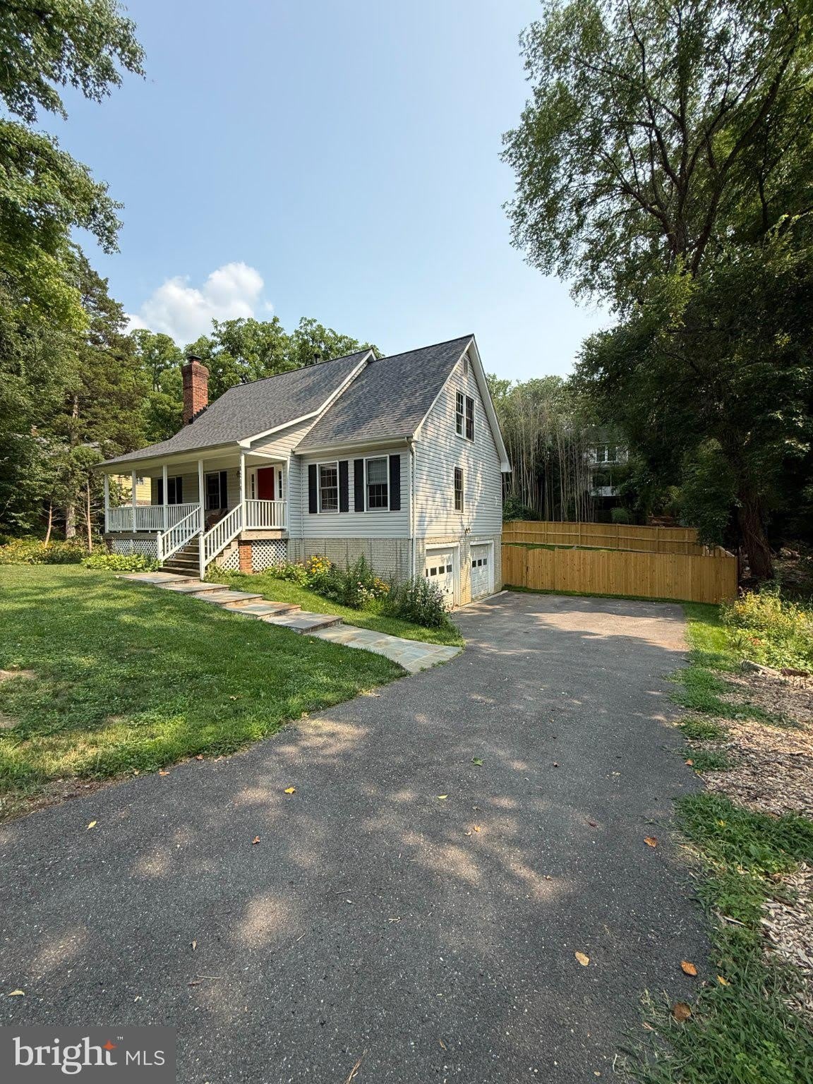10216 Capitol View Avenue – photo 3