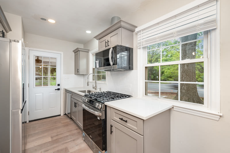 1600 Flynnwood Drive – photo 4