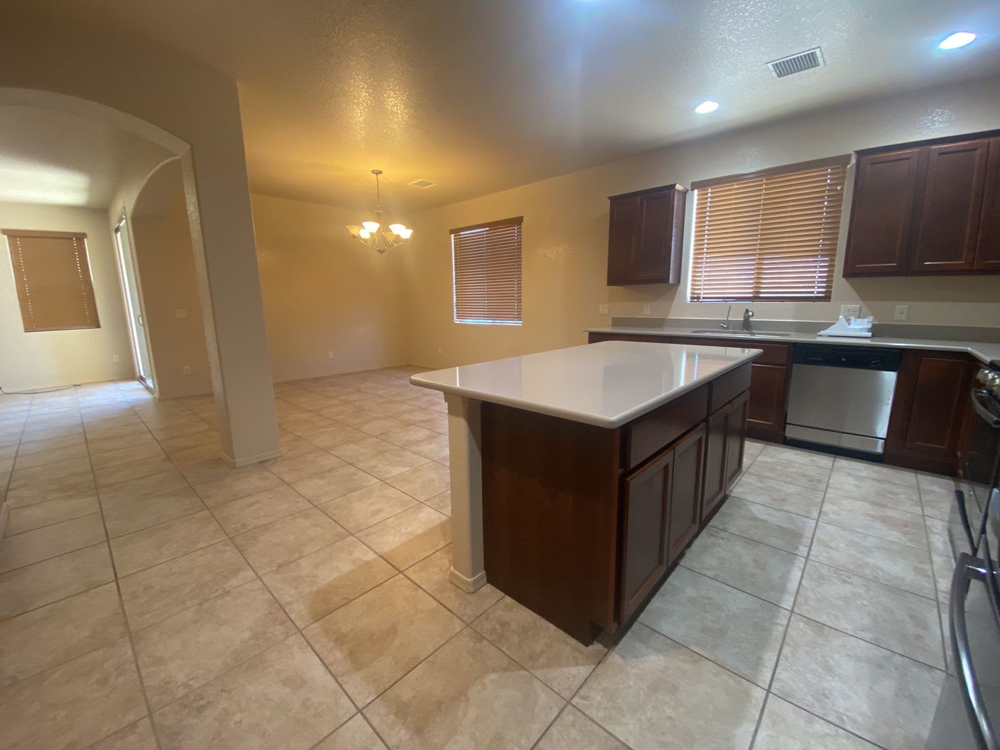 4 bedrooms, 3.5 bathrooms home, 2 Primary Suites! – photo 5