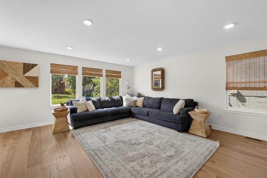 8905 SW 8th Street – photo 5