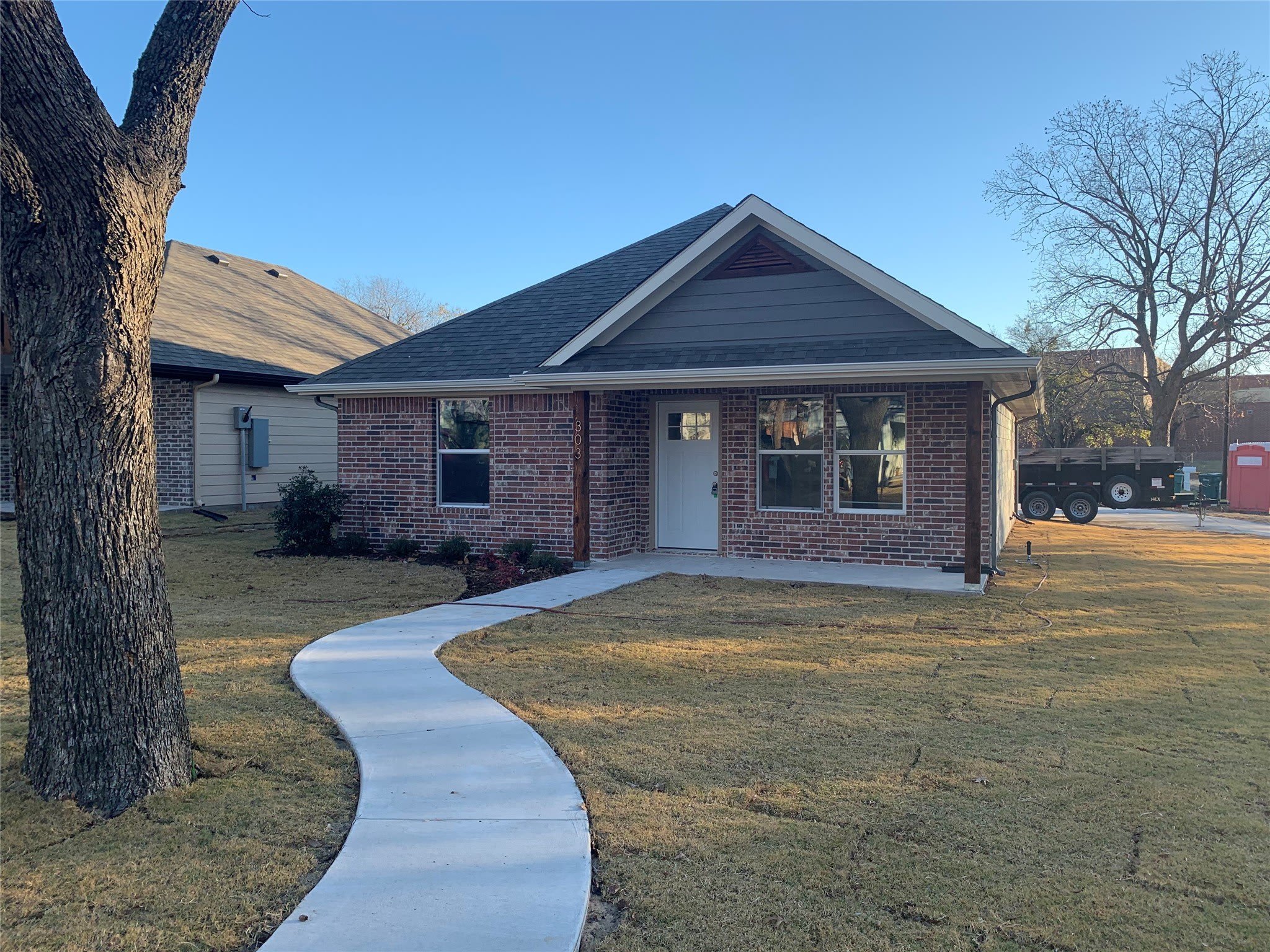 303 N Colbert Avenue – photo 2