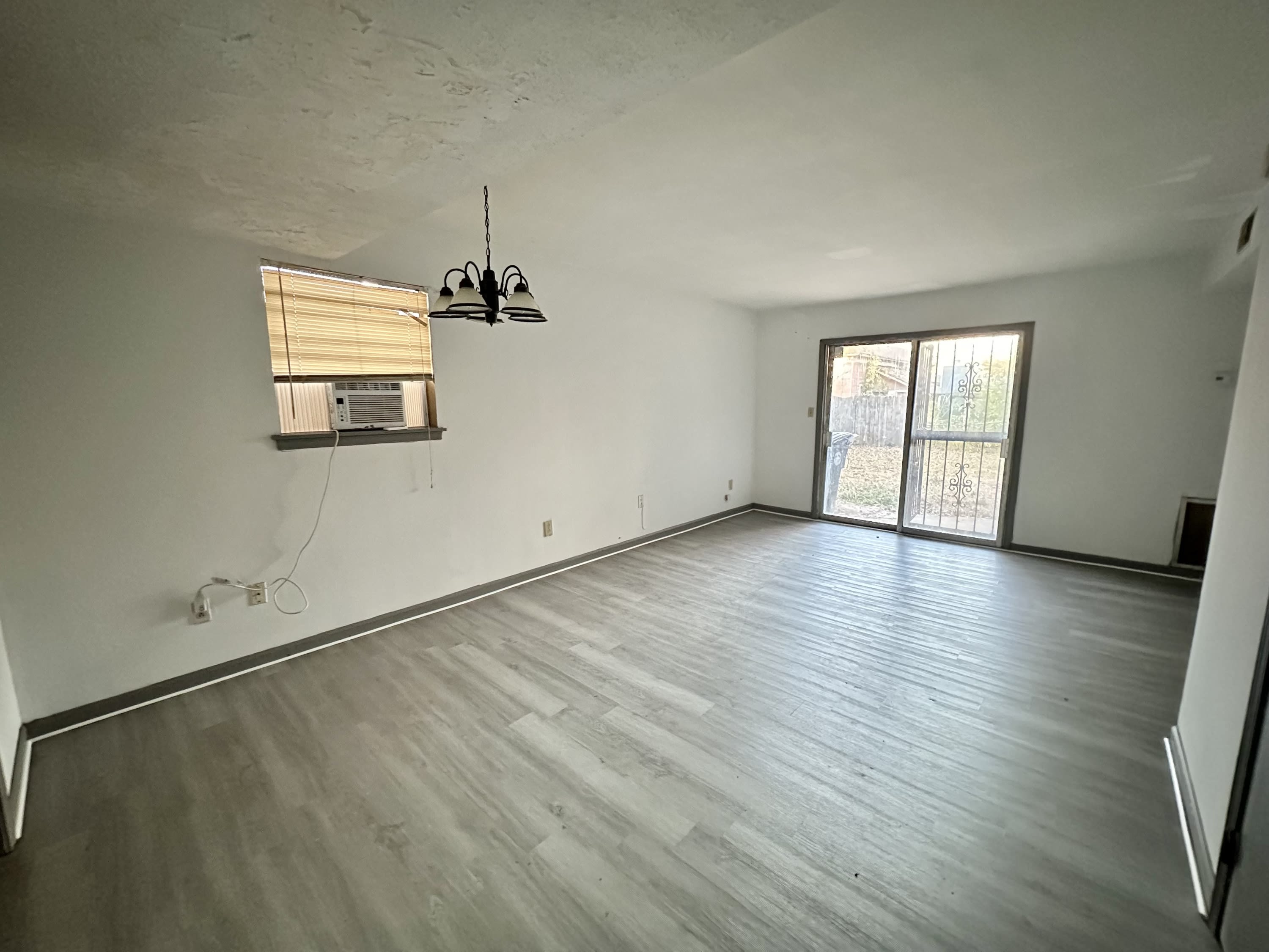 405 11th Street Southwest – photo 2