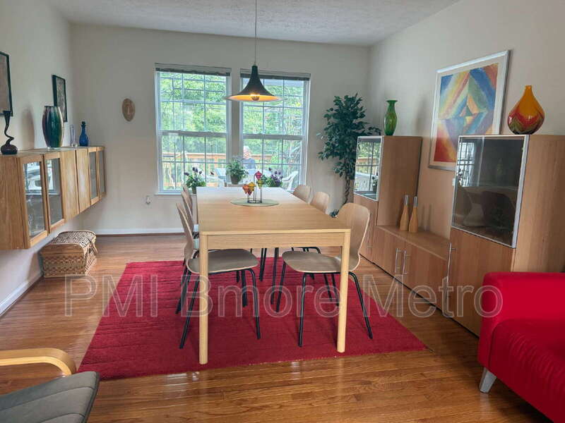 9616 Watts Rd – photo 3