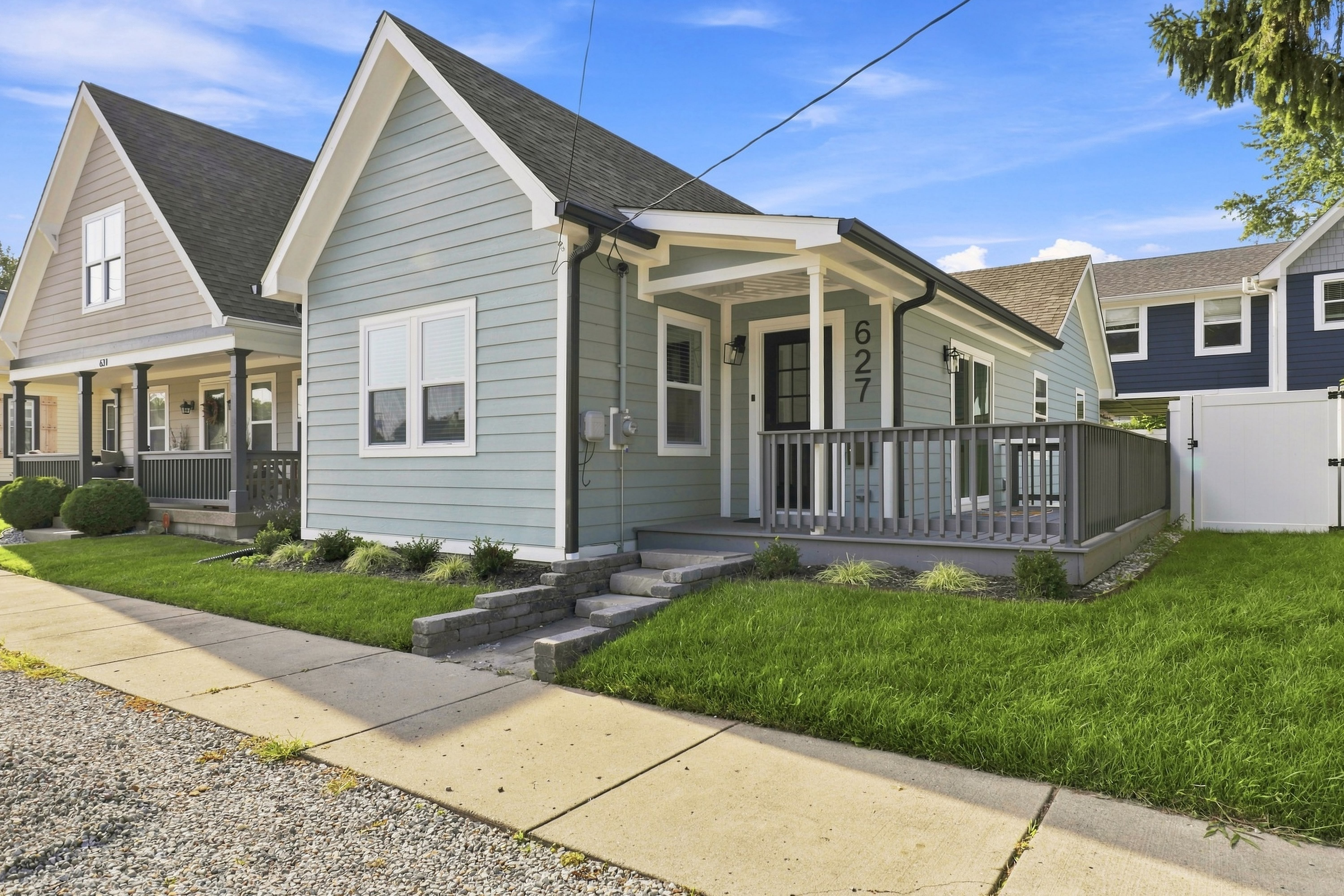 627 Hannibal St – photo 2