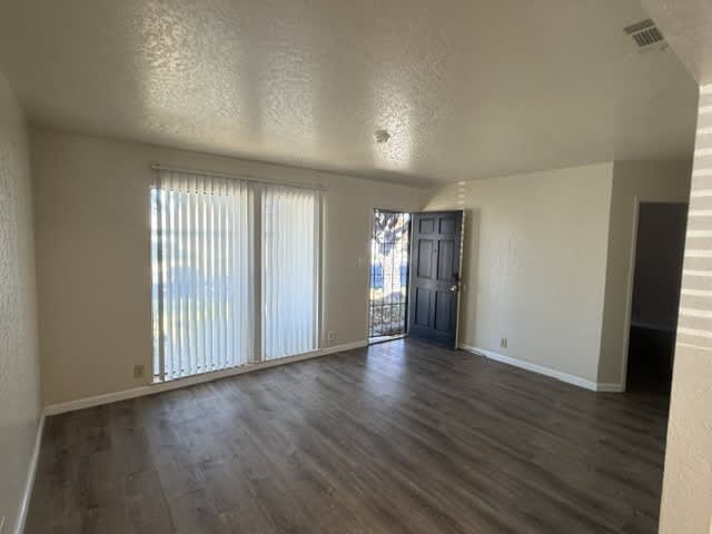 260 Northwoods Ave – photo 4